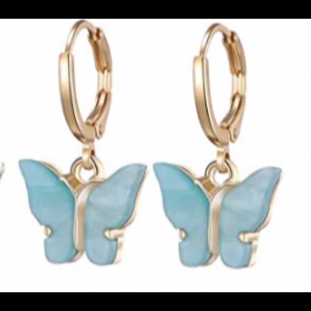NWT Light Blue Butterfly Earrings